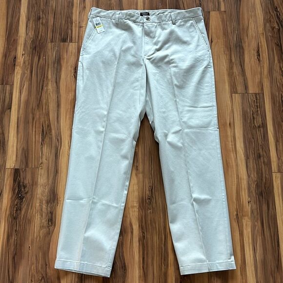 NEW Van Heusen Mens Classic Fit Khaki Pants - Picture 6 of 9